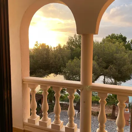 Апартаменты Frontview Sea Vista Кальпе